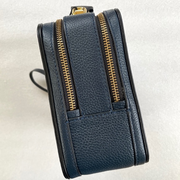 Marc Jacobs Crossbody Leather Top Bag (NOT the mini) - Picture 5 of 10